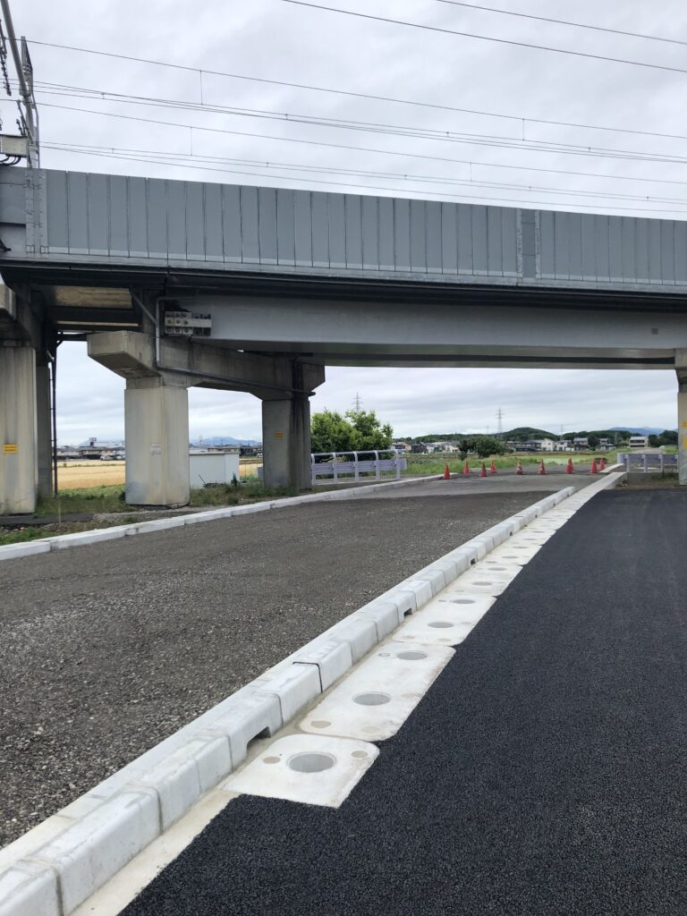 F型（自在R連続基礎）画像